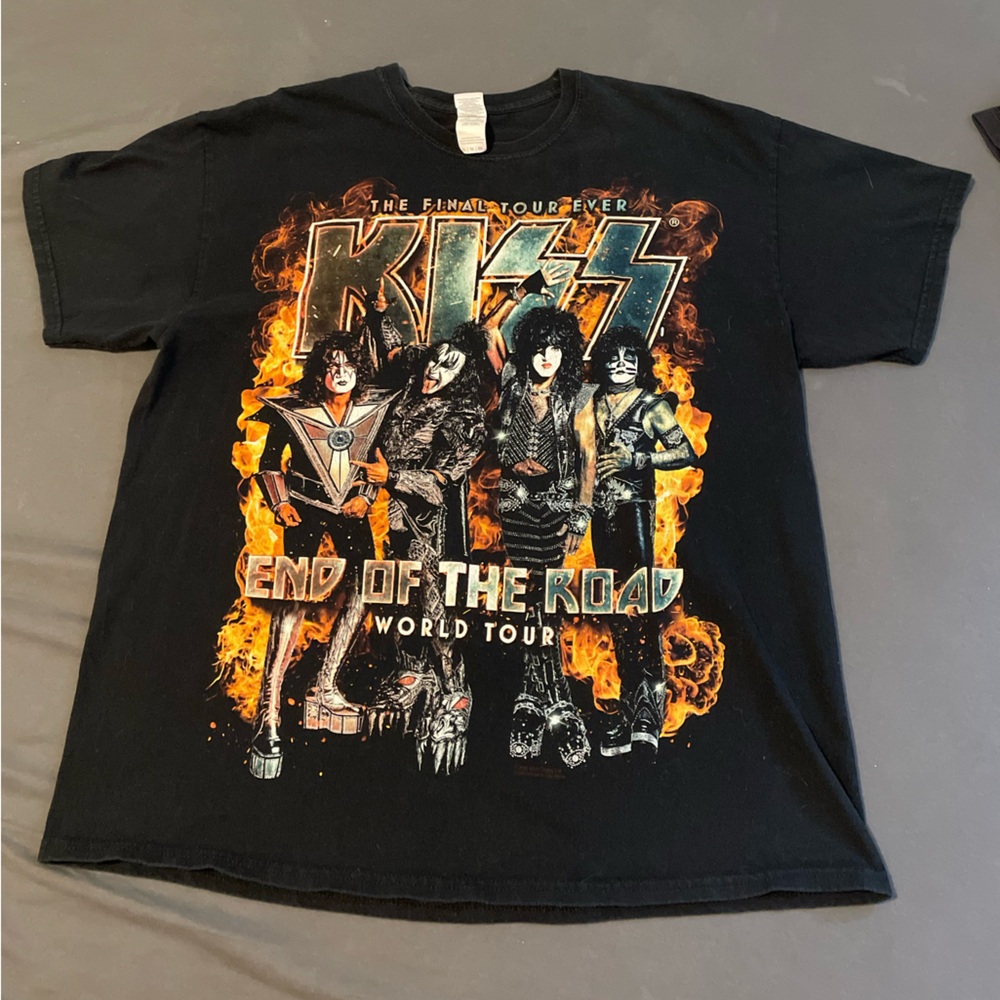 KISS End of The World Tour Graphic T-Shirt Short Sleeve Tour Date Unisex XL